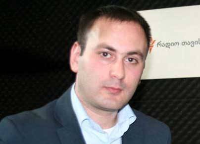 "ლიბერთი ბანკის" მოუქნელ სერვისს უკვე ჰყავს ადამიანური მსხვერპლი. ბათუმში გარდაცვლილი პენსიონერი სწორედ ამის შედეგია"
